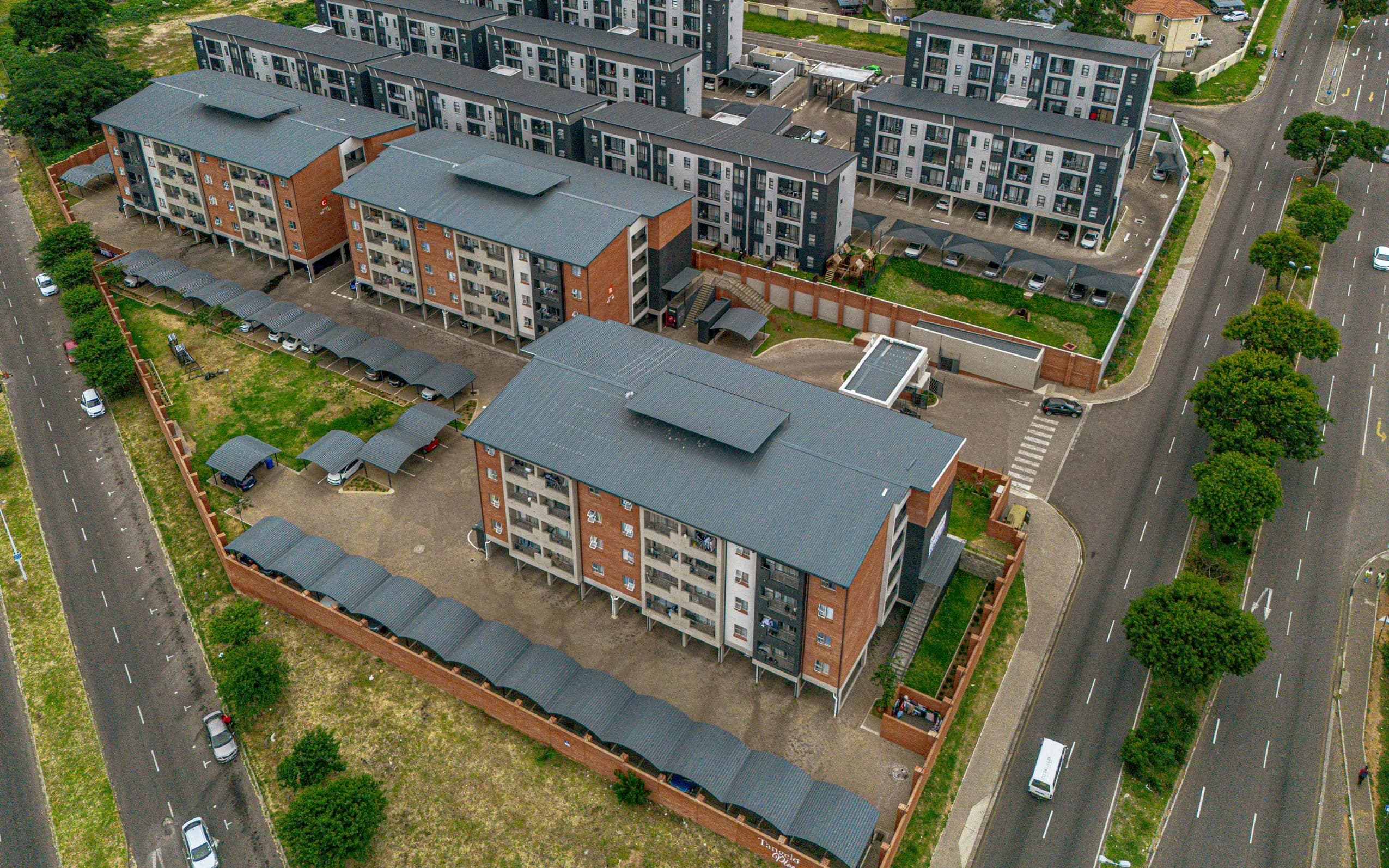 Tangelo Place 3