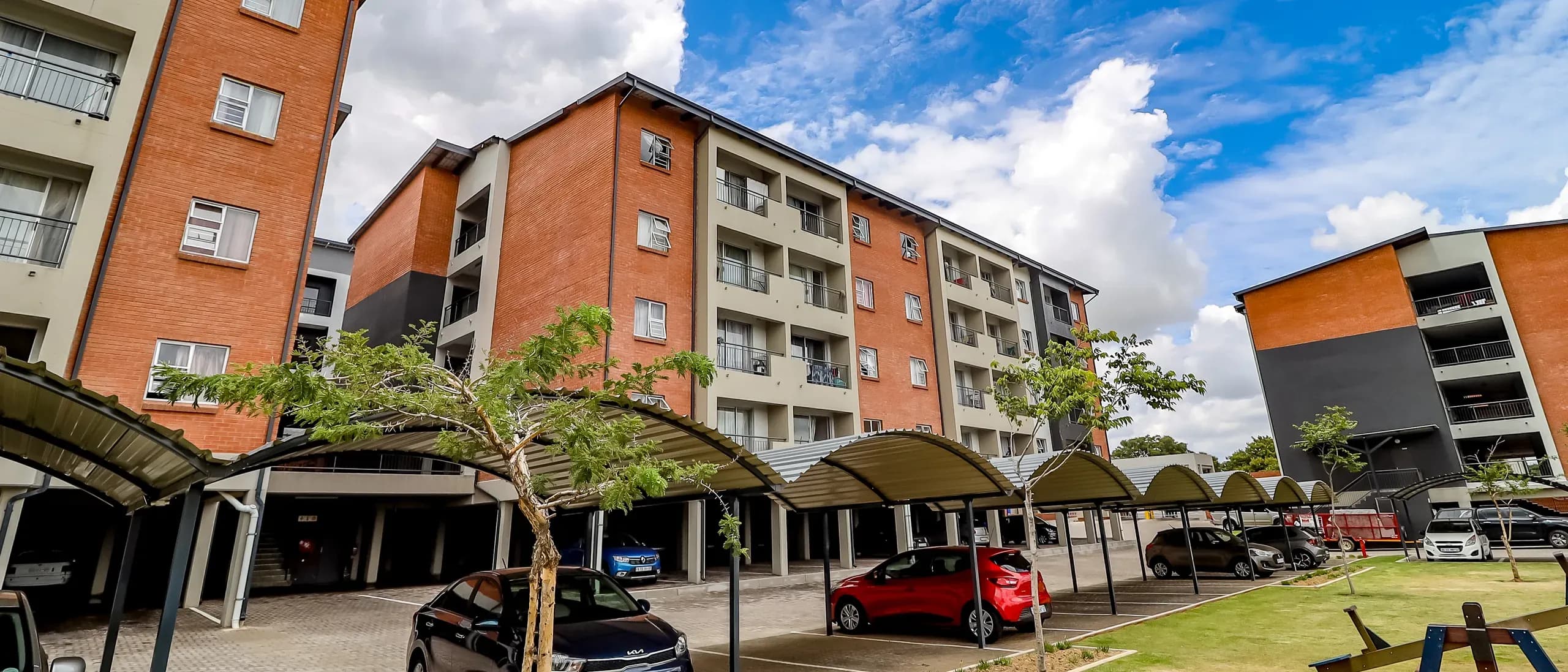 Tangelo Place 8
