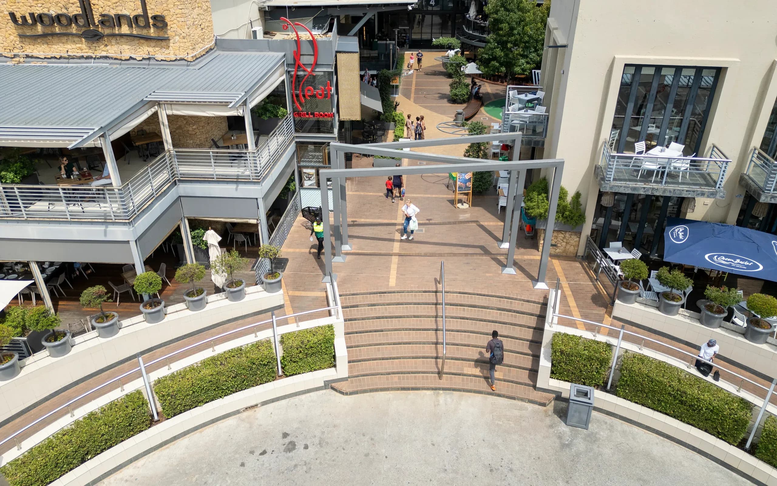 Woodlands Boulevard 2